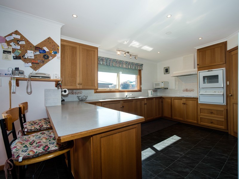 43 Pindos Drive, Tranmere TAS 7018