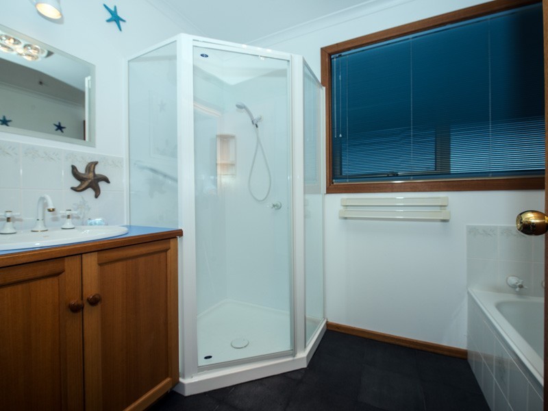 43 Pindos Drive, Tranmere TAS 7018