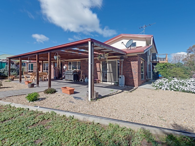 4 Rantons Road, Dodges Ferry TAS 7173