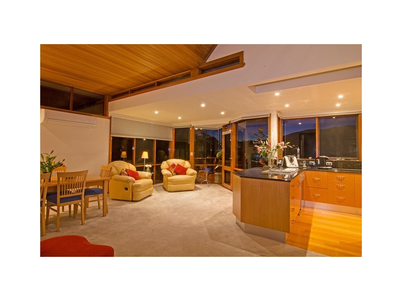 22 Lalwinya Road, Mount Nelson TAS 7007