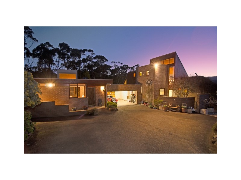 22 Lalwinya Road, Mount Nelson TAS 7007
