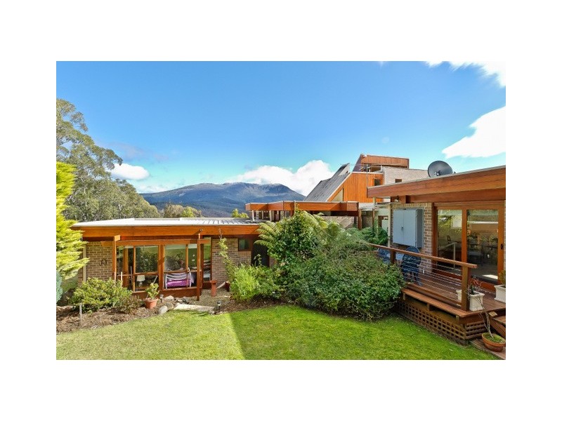 22 Lalwinya Road, Mount Nelson TAS 7007