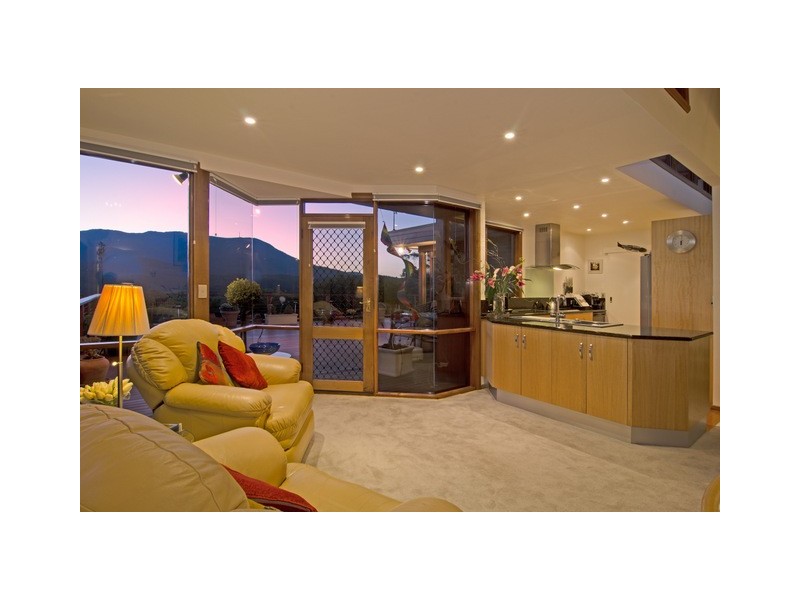 22 Lalwinya Road, Mount Nelson TAS 7007