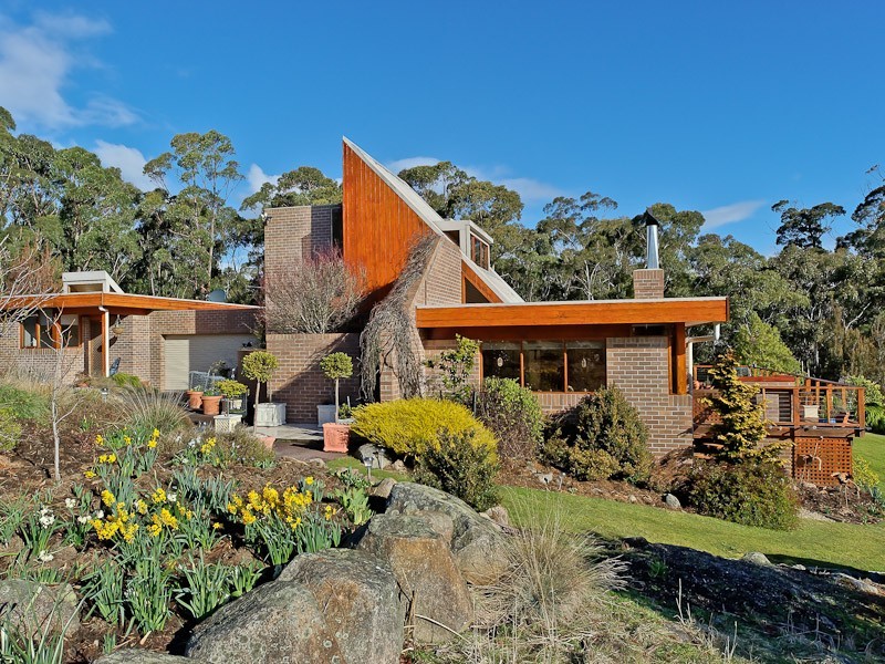 22 Lalwinya Road, Mount Nelson TAS 7007