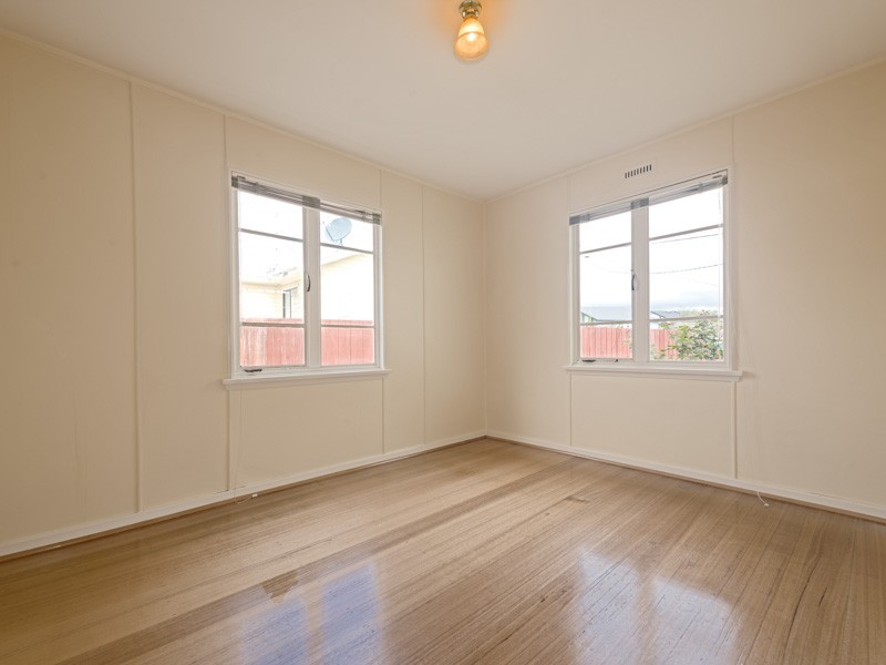 32 Erebus Street, Warrane TAS 7018