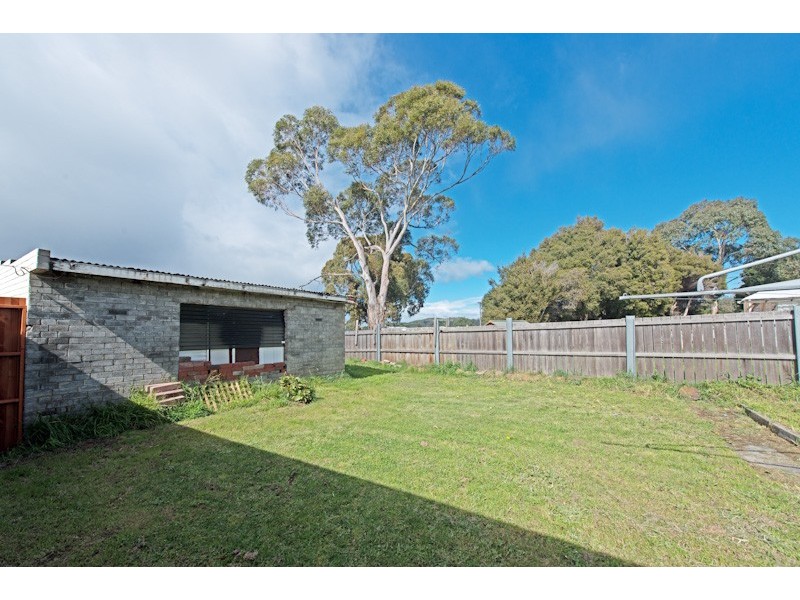 18 Young Court, Rokeby TAS 7019