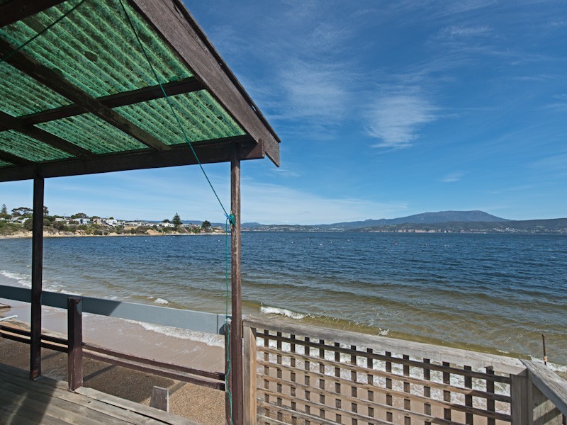 36 Spitfarm Road, Opossum Bay TAS 7023