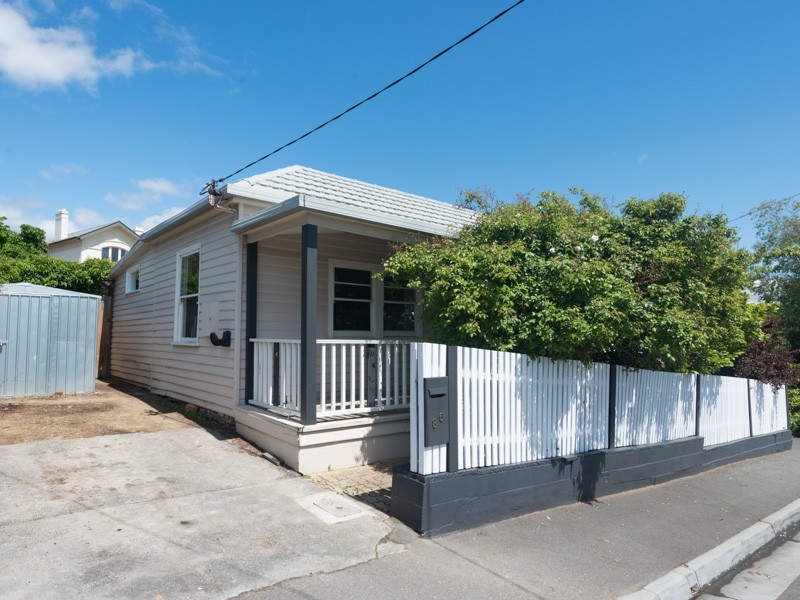 86 Swanston Street, New Town TAS 7008