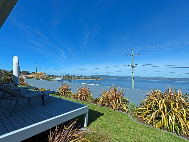 73 Spitfarm Road, Opossum Bay TAS 7023