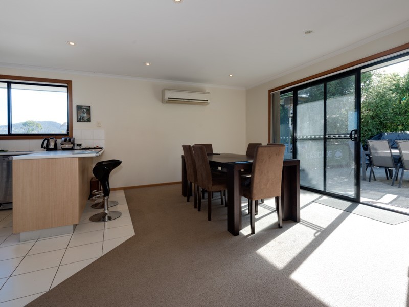 2/19 Paige Court, Mornington TAS 7018