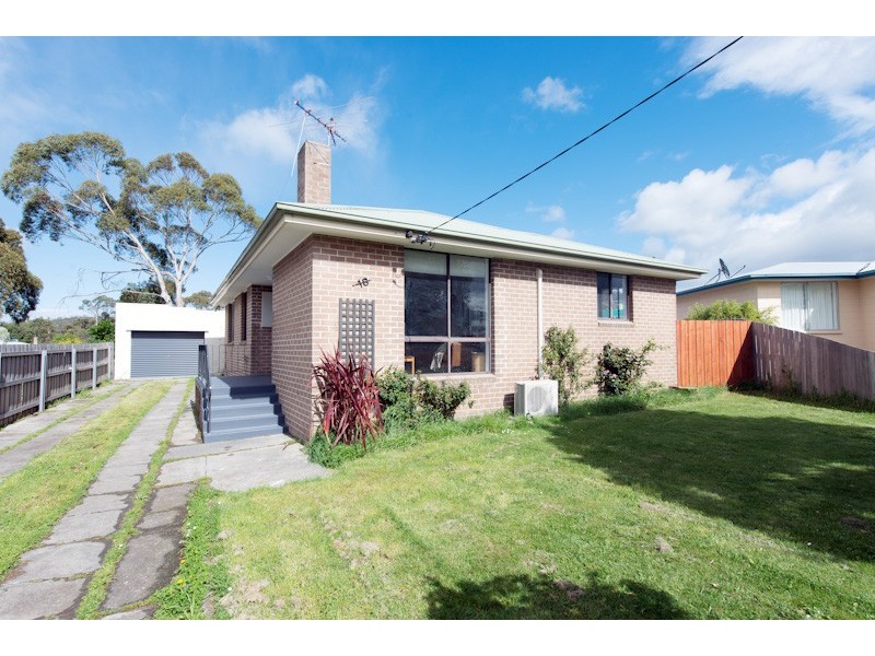 18 Young Court, Rokeby TAS 7019