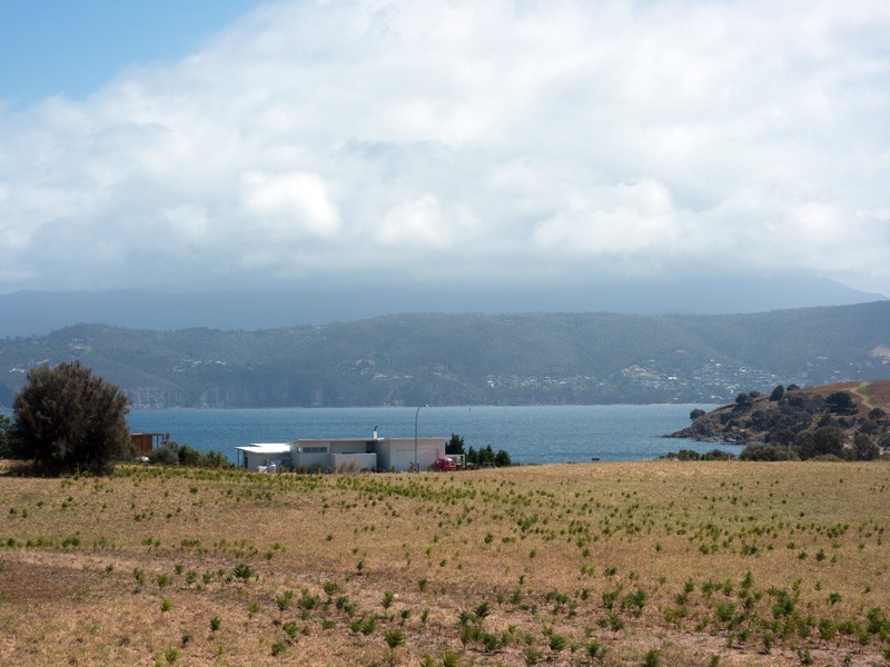 1 Pardalote Close, Opossum Bay TAS 7023