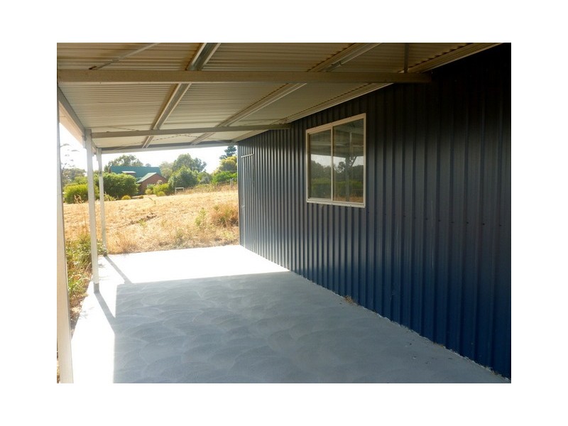 1 Pardalote Close, Opossum Bay TAS 7023