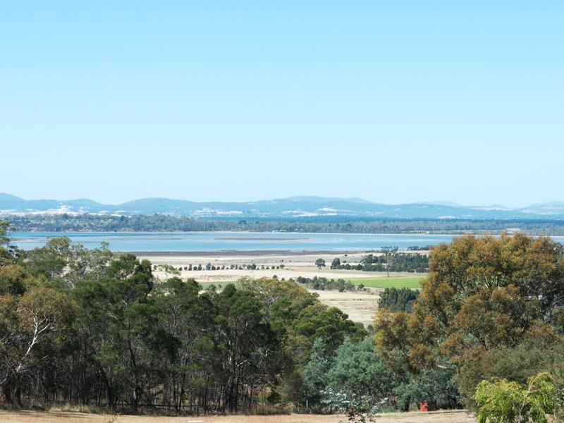 35 Hanslows Road, Cambridge TAS 7170