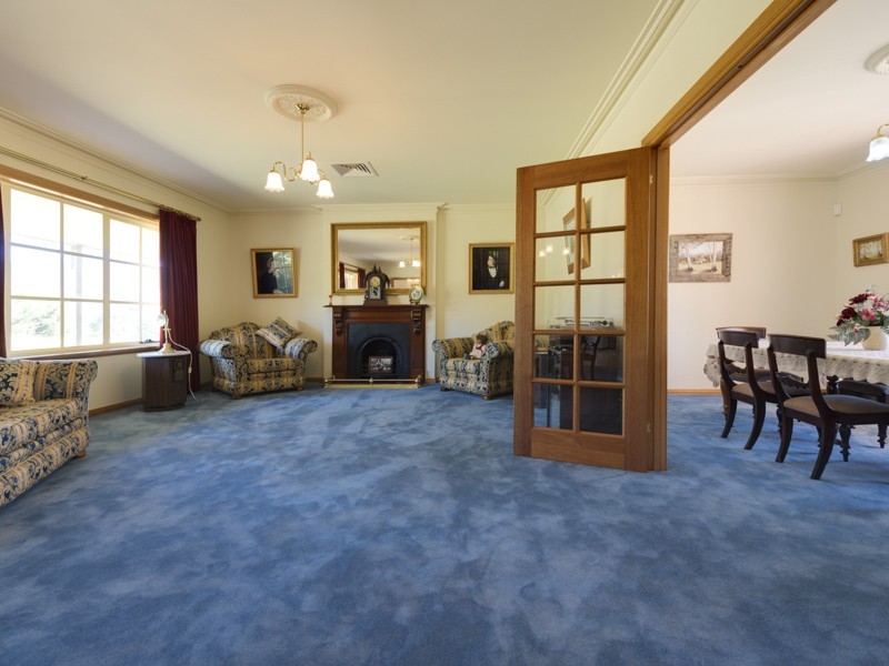 35 Hanslows Road, Cambridge TAS 7170