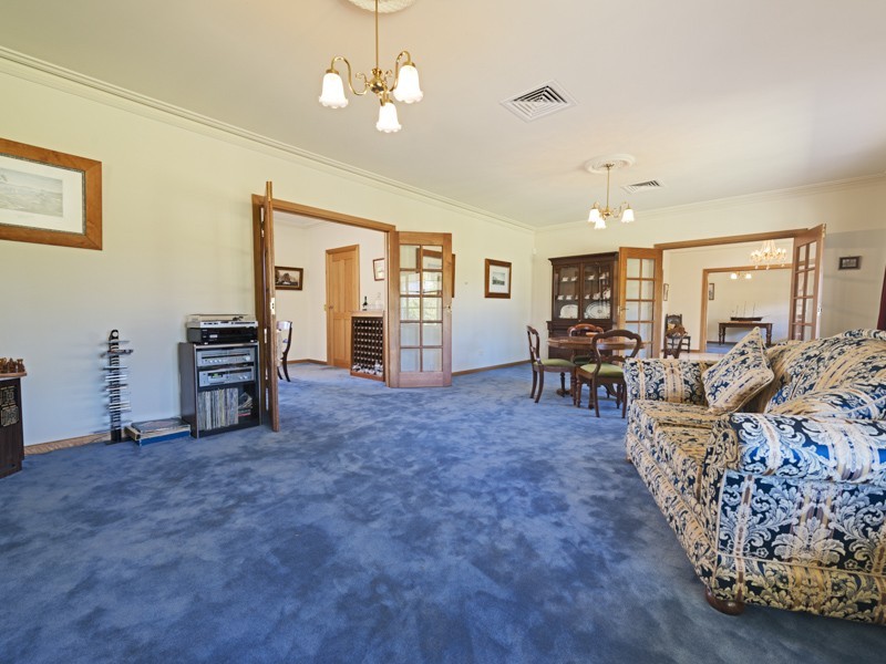 35 Hanslows Road, Cambridge TAS 7170