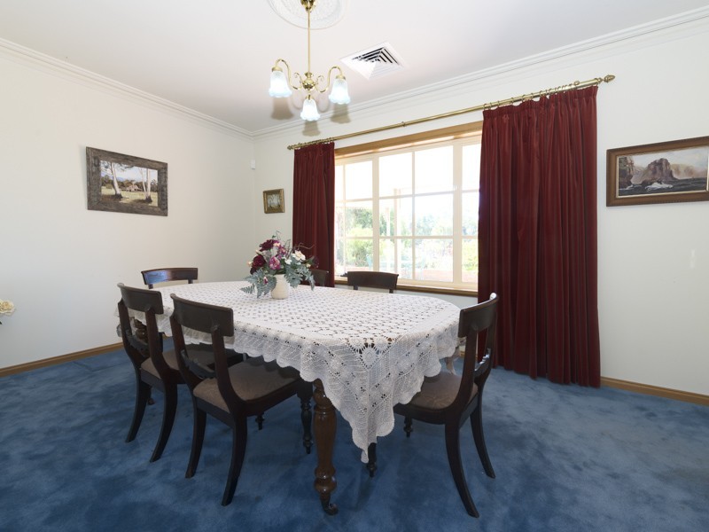 35 Hanslows Road, Cambridge TAS 7170