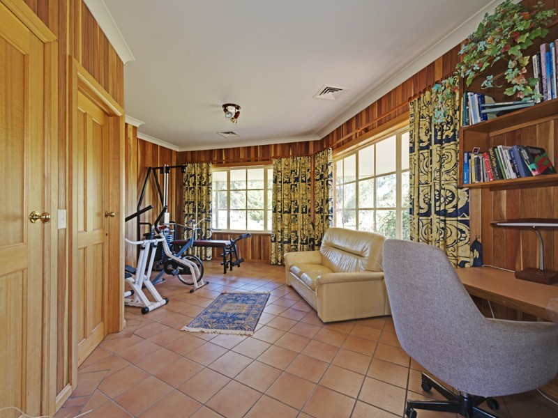 35 Hanslows Road, Cambridge TAS 7170