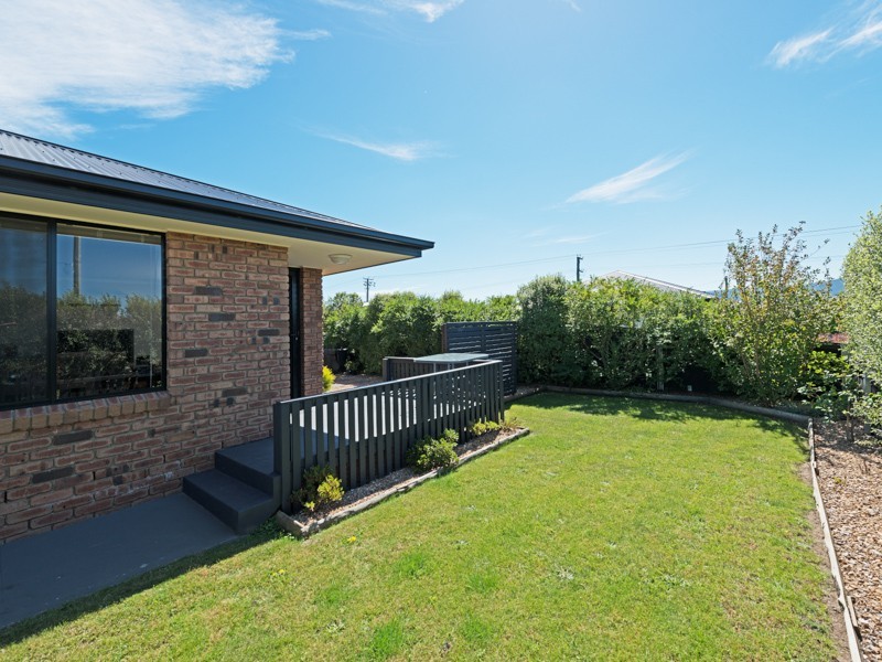 1/2 Roslyn Court, Brighton TAS 7030