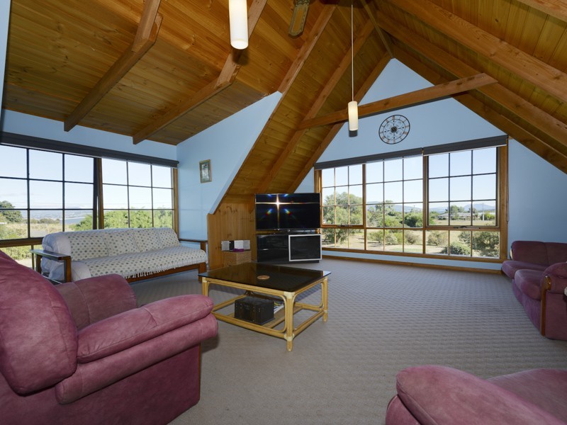 26 Bangor Road, Opossum Bay TAS 7023