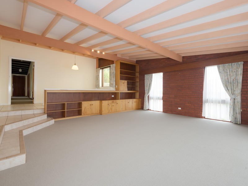 7 St Helens Street, Lindisfarne TAS 7015