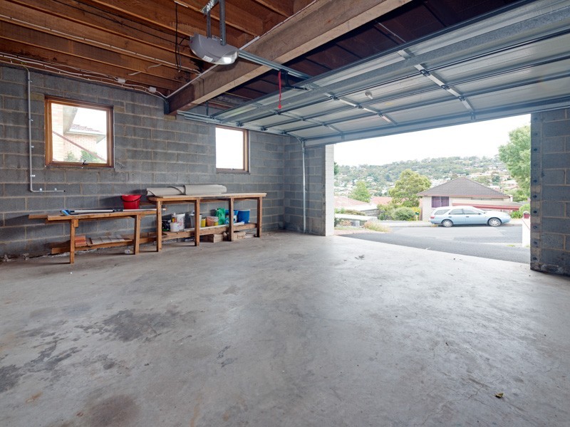 7 St Helens Street, Lindisfarne TAS 7015