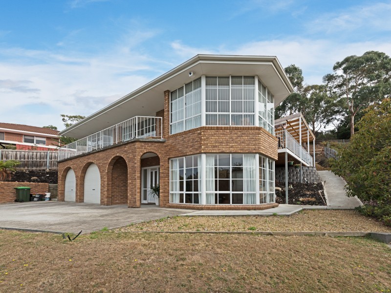 7 Coolac Court, Lindisfarne TAS 7015