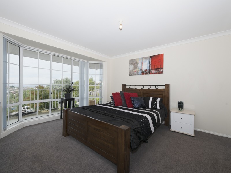 7 Coolac Court, Lindisfarne TAS 7015