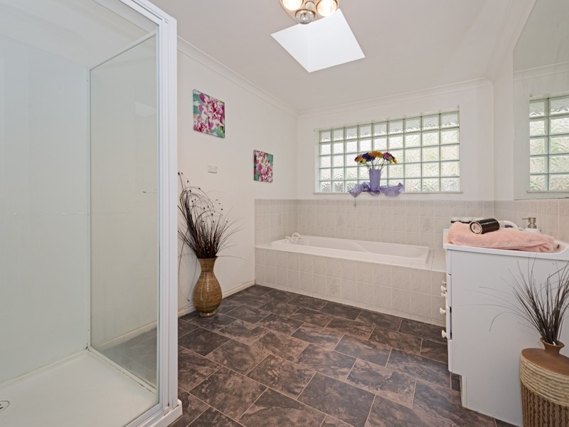 7 Coolac Court, Lindisfarne TAS 7015