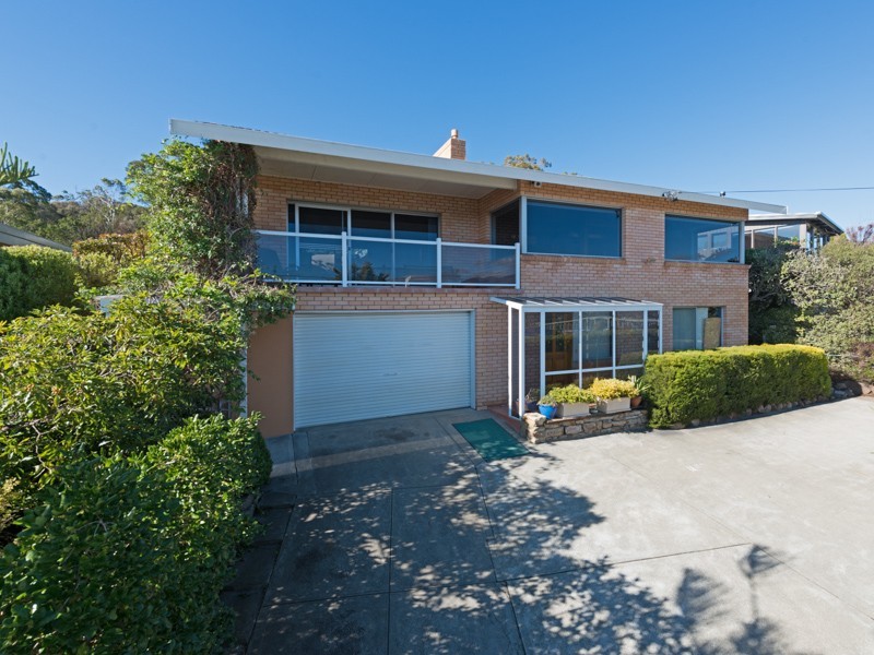 17 Cornwall Street, Rose Bay TAS 7015
