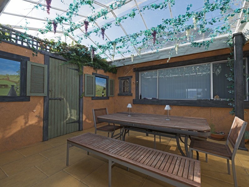 17 Cornwall Street, Rose Bay TAS 7015