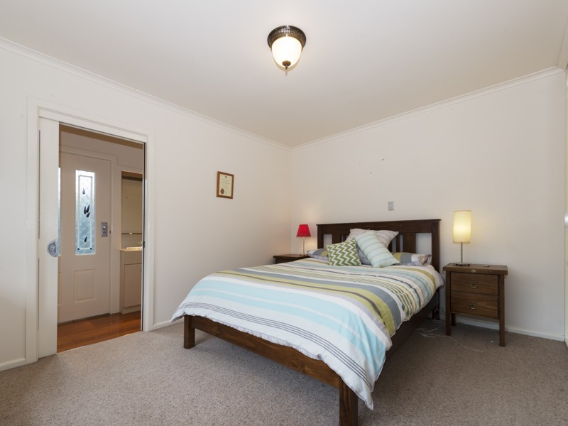 17 Cornwall Street, Rose Bay TAS 7015