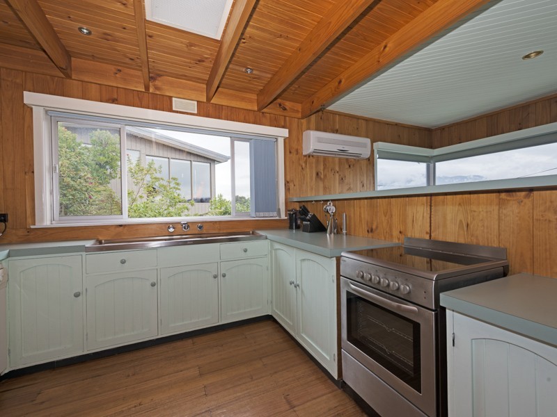 17 Cornwall Street, Rose Bay TAS 7015