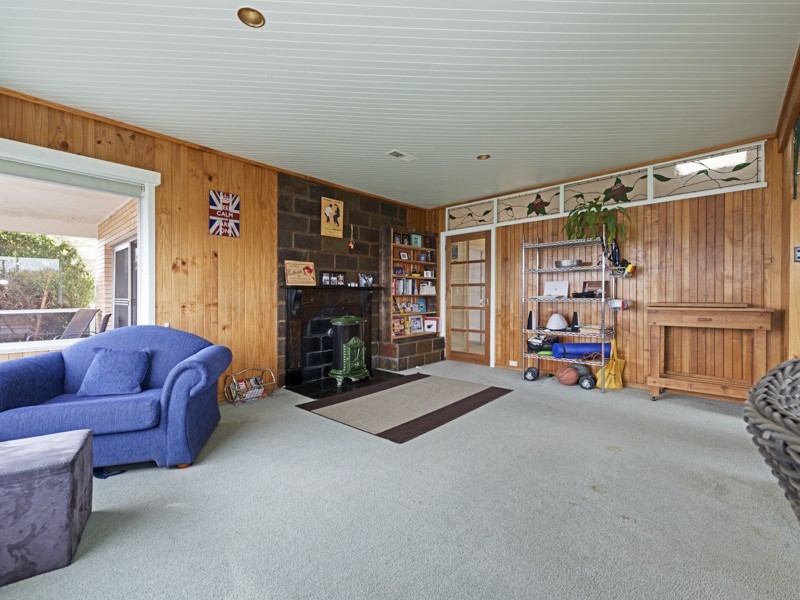 17 Cornwall Street, Rose Bay TAS 7015