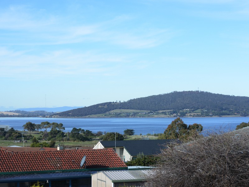 181 Tollard Drive, Rokeby TAS 7019