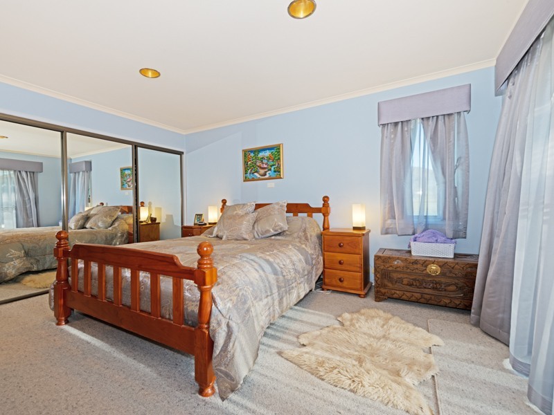 105 Roches Beach Road, Roches Beach TAS 7170