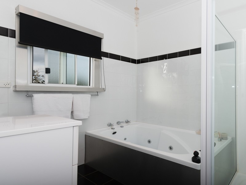 97 Clarence Street, Bellerive TAS 7018