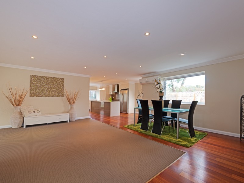 11 Kuru Road, Seven Mile Beach TAS 7170