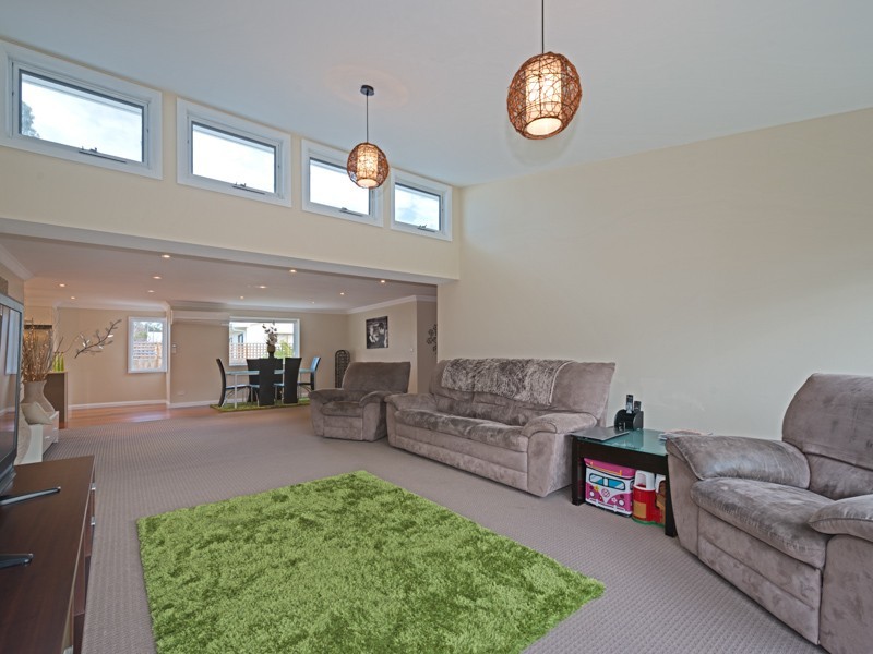 11 Kuru Road, Seven Mile Beach TAS 7170
