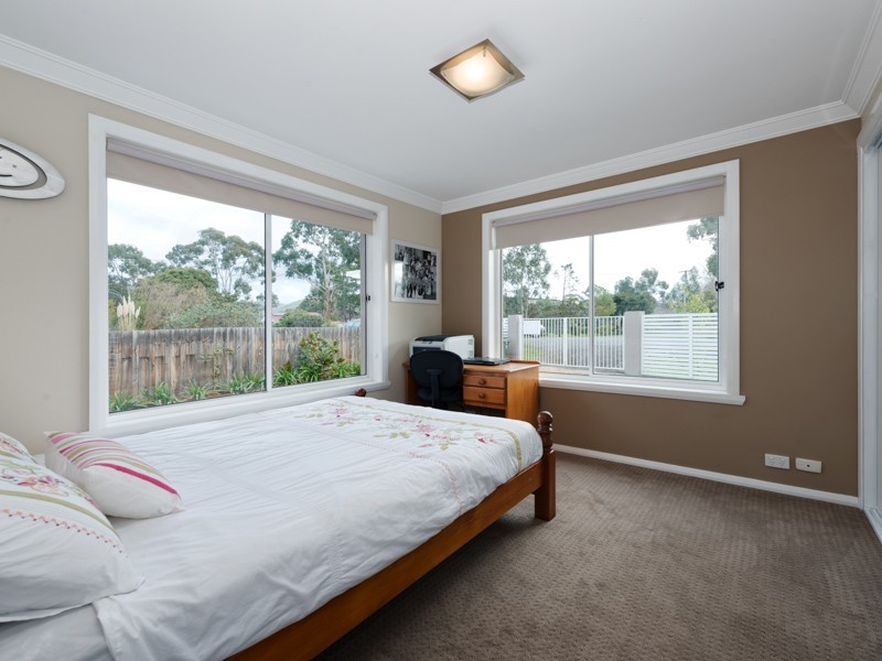 11 Kuru Road, Seven Mile Beach TAS 7170