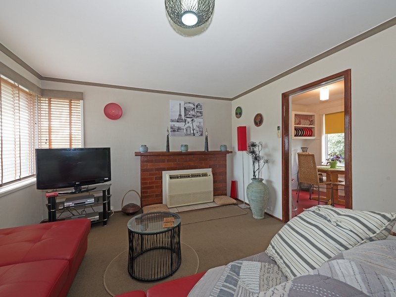 6 Duntroon Drive, Rokeby TAS 7019