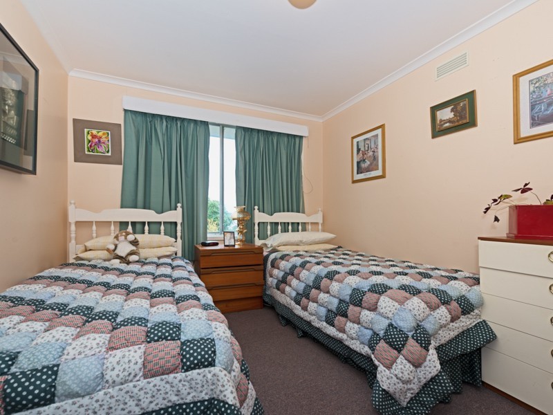 6 Duntroon Drive, Rokeby TAS 7019