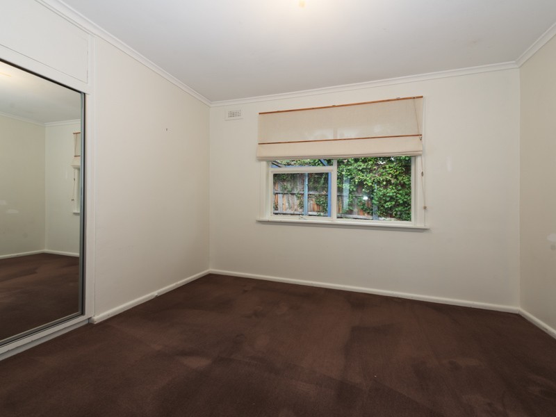 1 Swansea Court, Lindisfarne TAS 7015