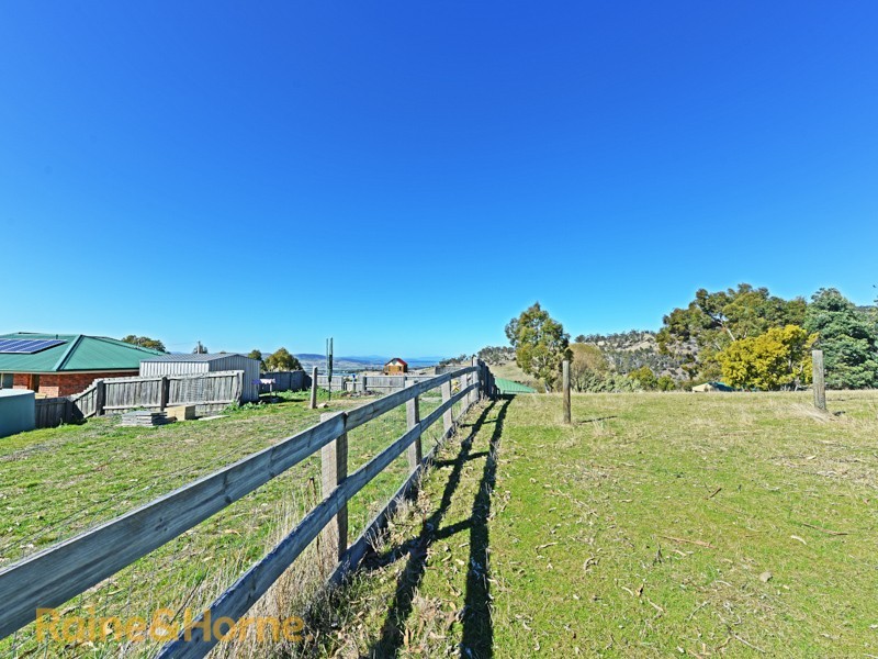 42 Bourbon Avenue, Richmond TAS 7025
