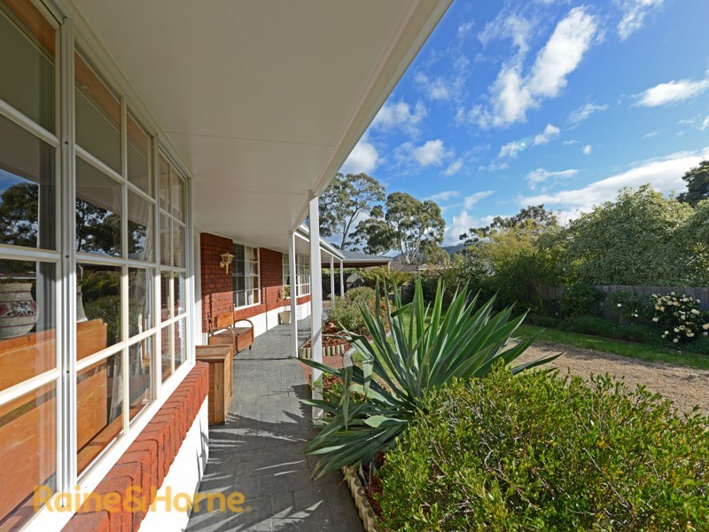 12 Sunways Avenue, Seven Mile Beach TAS 7170