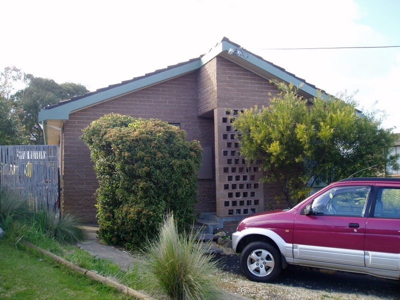 1/70 Carella Street, Howrah TAS 7018