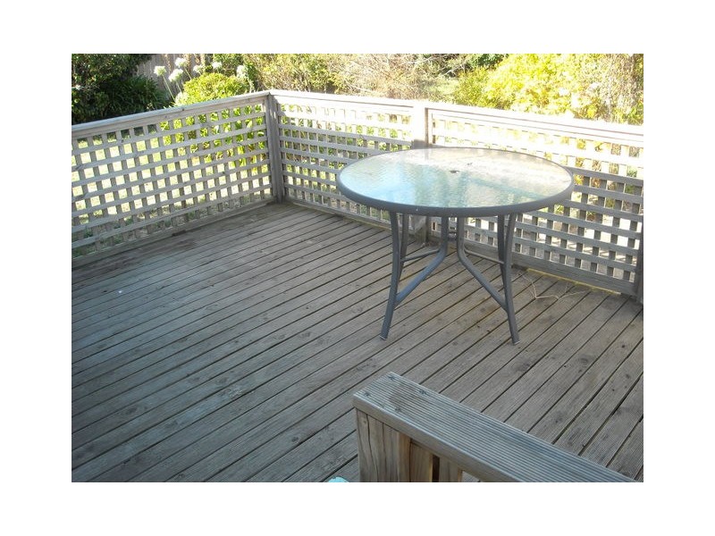 3 Park Road, Lindisfarne TAS 7015