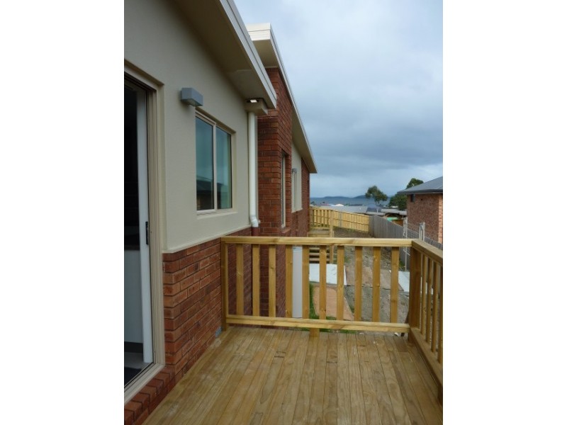 2/35 Cavenor Drive, Oakdowns TAS 7019