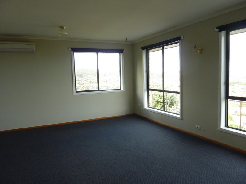 31 Nankoor Crescent, Howrah TAS 7018
