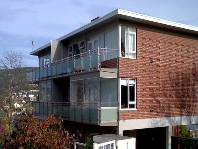 1-7 Montgomery Court, Sandy Bay TAS 7005